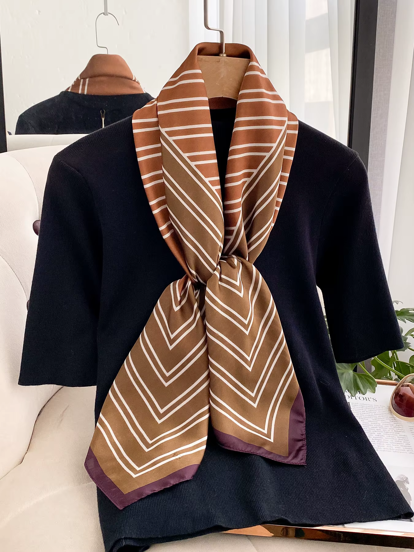 Écharpe carrée en soie de luxe 90*90cm pour femme