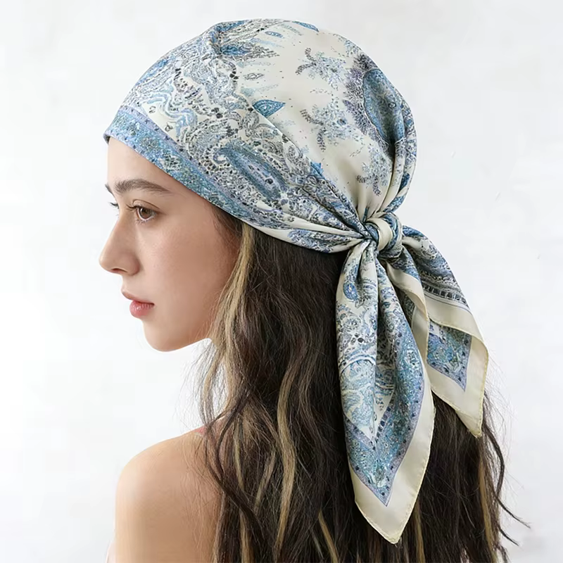 Foulard en soie imprimé cachemire