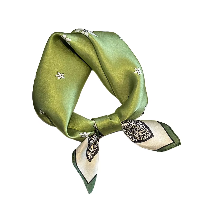 100% foulard en soie Bandana femmes foulards carrés