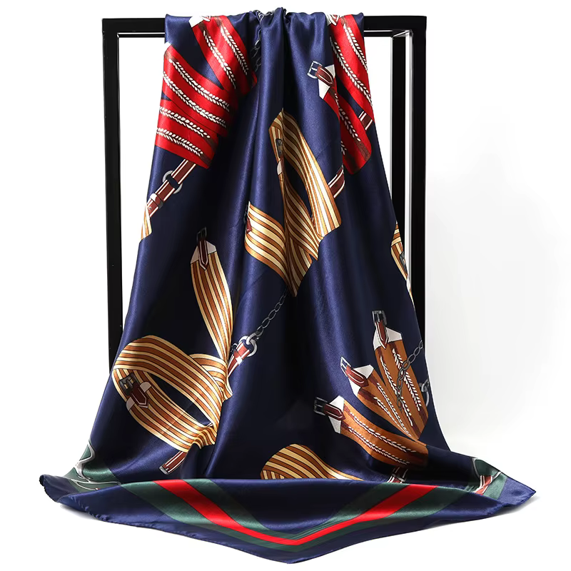 Foulard Carré Élégant en Satin pour Femme