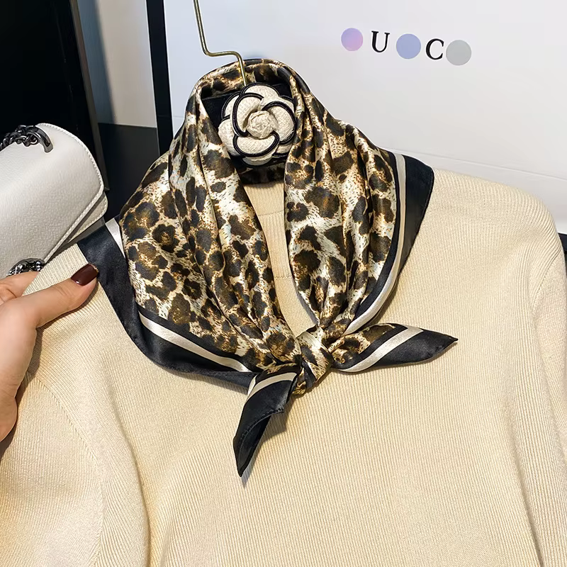 Leapord foulard de cou 100% foulards de cheveux en soie de mûrier couvre-chef décontracté carré