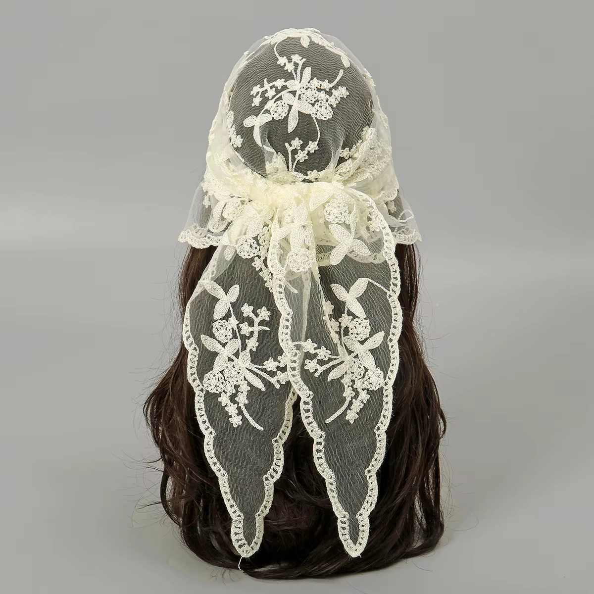 Écharpe en dentelle évidée pour femme
