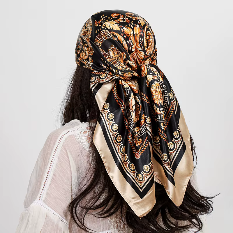 Foulard Carré en Soie de Luxe pour Femme 90x90cm