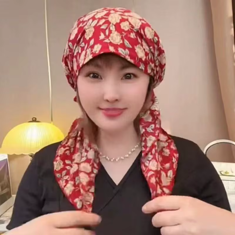 Chapeau-écharpe décontracté à motif floral