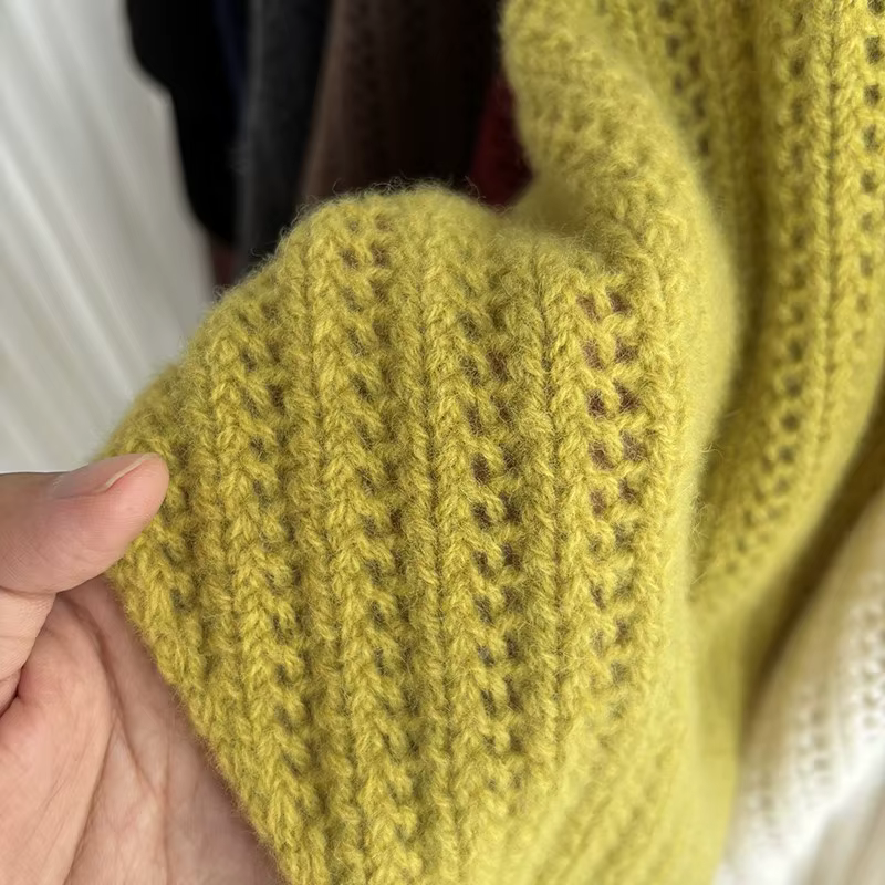 Écharpe triangulaire tricotée creuse 100% laine de haute qualité pour femmes