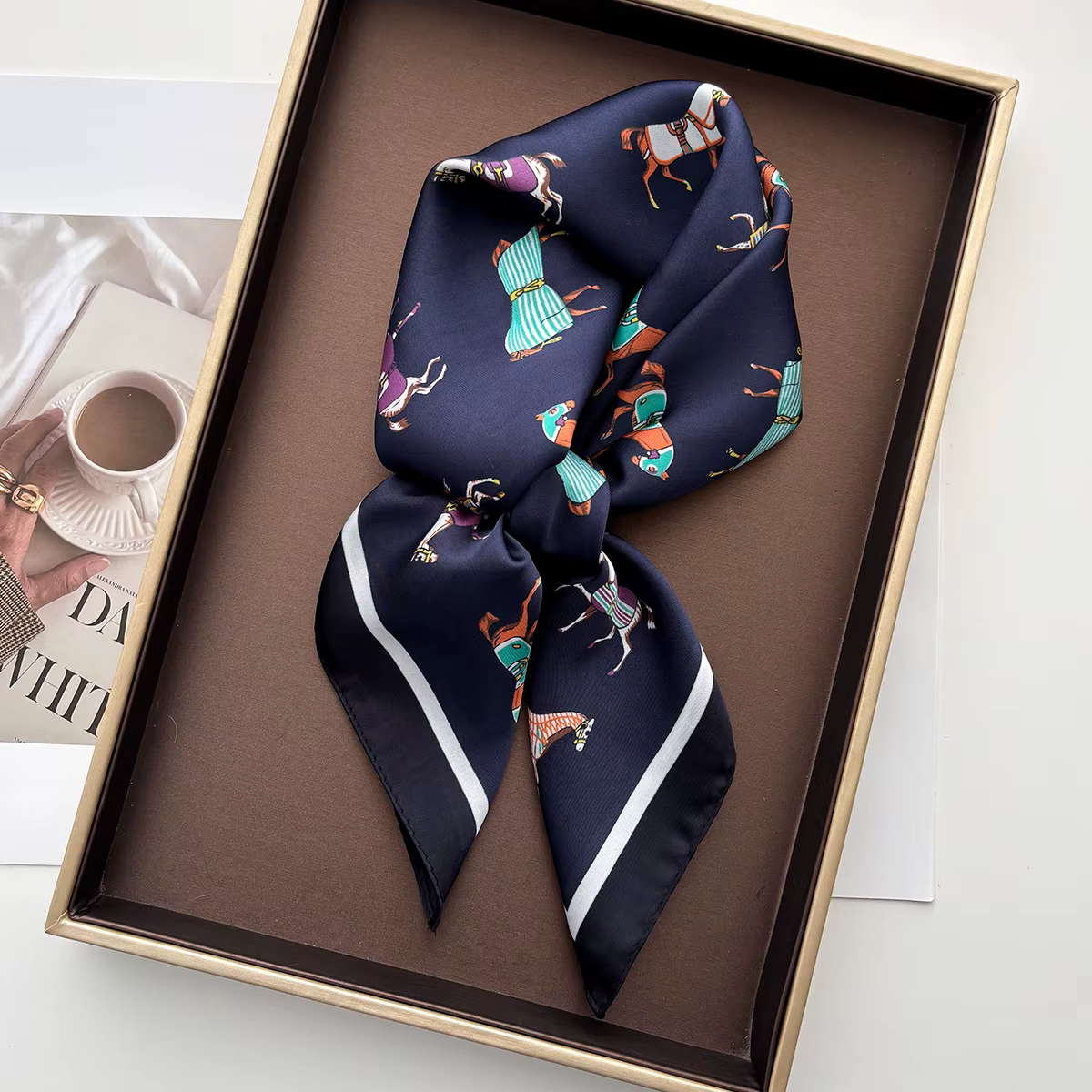 Foulard carré d'été pour femme en satin imitation soie