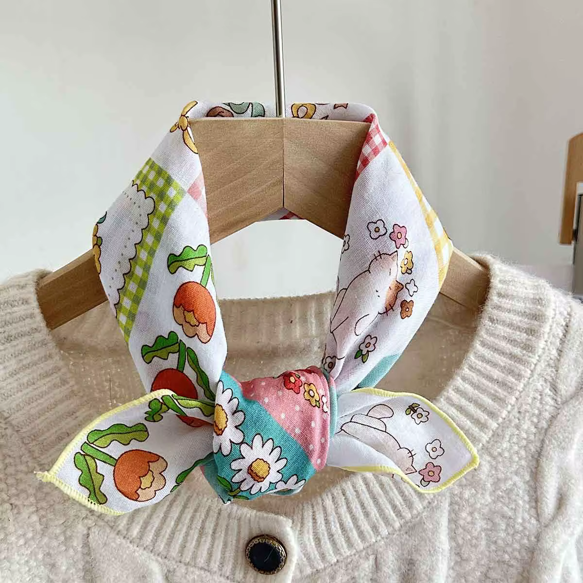 Printemps et été nouvelle petite écharpe en soie pour femmes