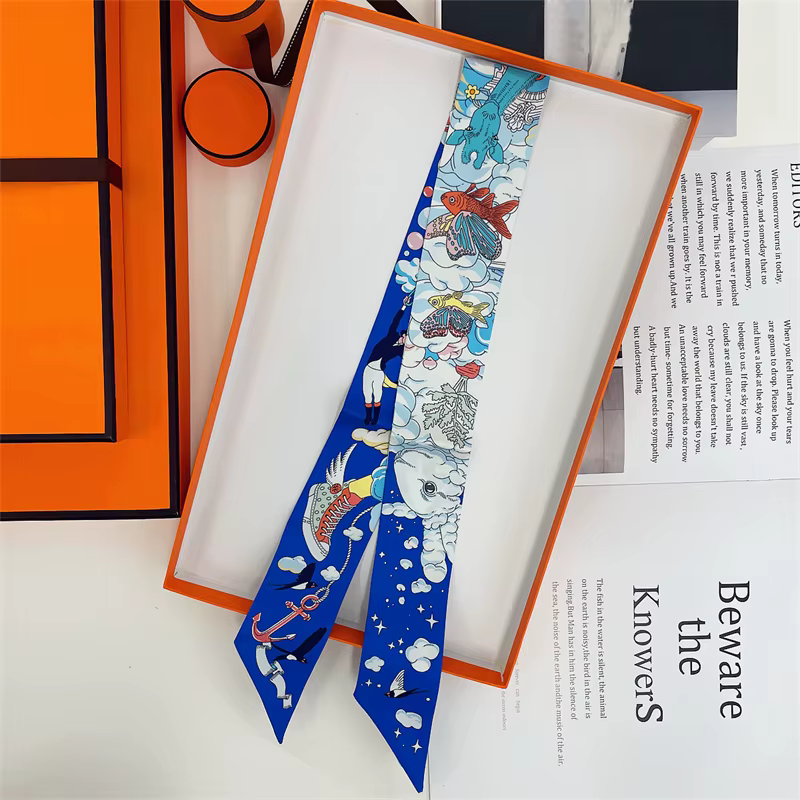 Marque Design sergé 100% Foulard en soie de mûrier pour les femmes de luxe mode écharpe dame