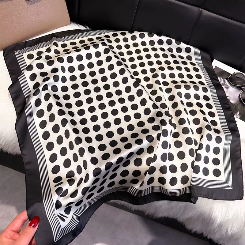 Dot foulard en soie femme Senior sens 70cm carré écharpe cravate mode décoration