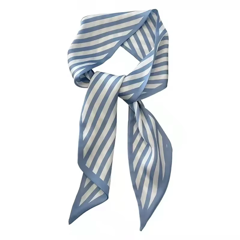 Écharpe en soie de haute qualité de couleur bleu clair pour femme