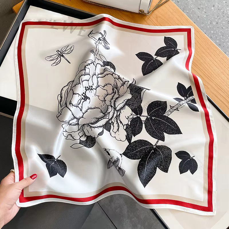 100% mûrier soie cou écharpe Femme marque de luxe tête florale foulards de cheveux printemps Foulard enveloppes carré