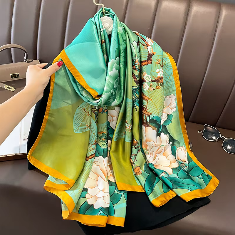 Écharpe de Luxe à Motif Floral pour Femme