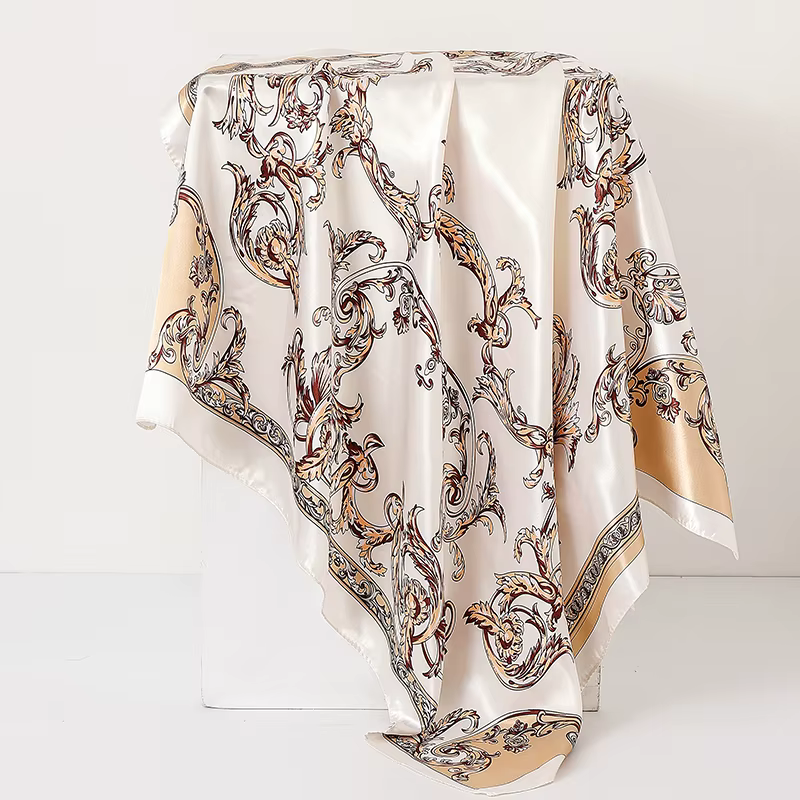 Foulard carré en soie imprimé pour femmes