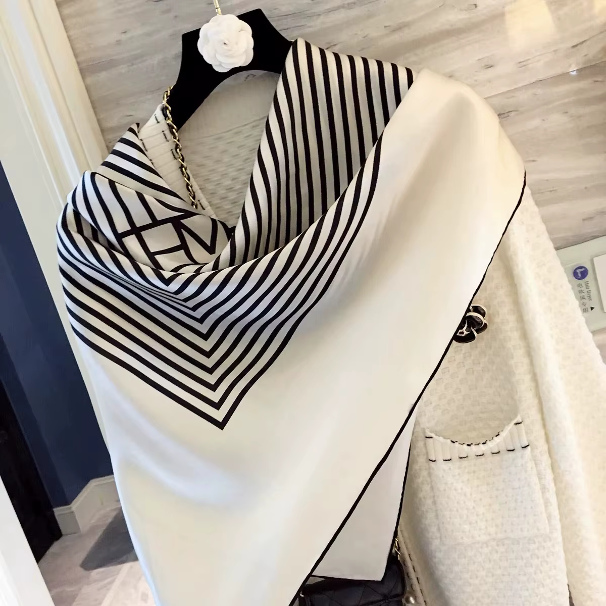 Nouveaux foulards 90*90cm pour femme