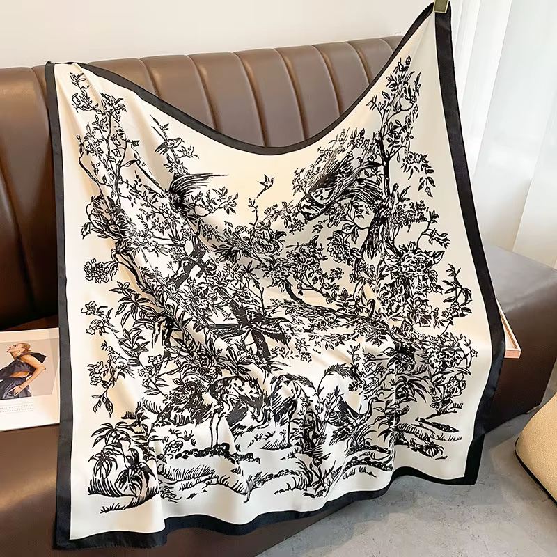 Foulard carré en sergé imprimé design pour femme