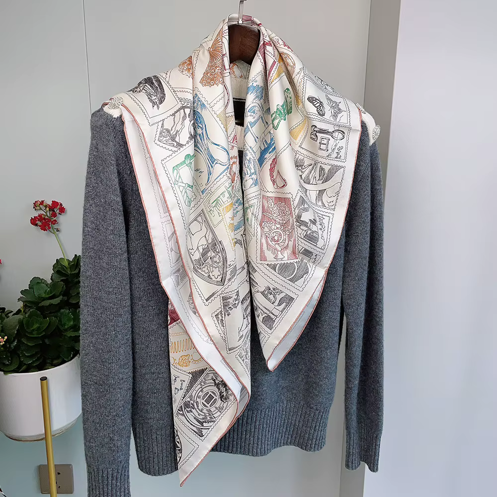Foulard en soie de luxe 90CM