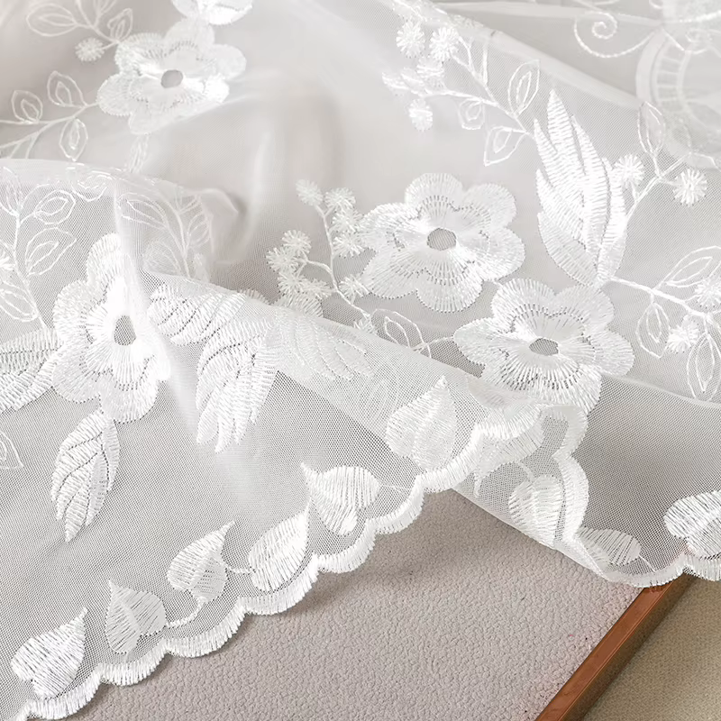 Femmes gland Wrap châle fleur dentelle foulards dame mode mariage