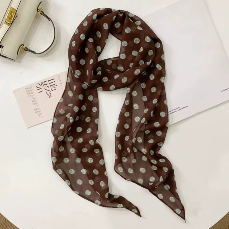 Écharpe fine à pois pour femmes