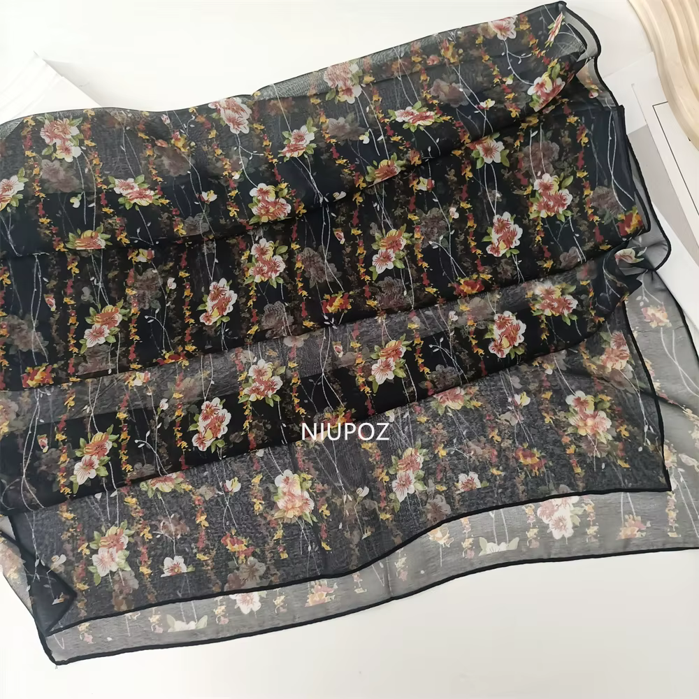 Rouge petite fleur femmes élégant en mousseline de soie Georgette Bandana écharpe été plage crème solaire mince Hijab