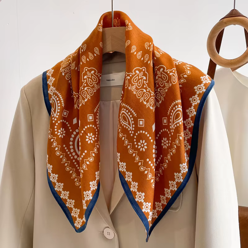 Foulard de tête Paisley Orange 70x70cm
