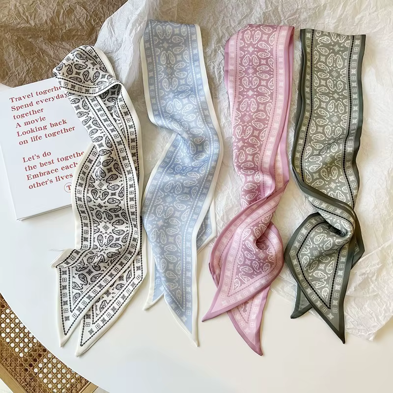 Foulard fin à motif cachemire pour femme