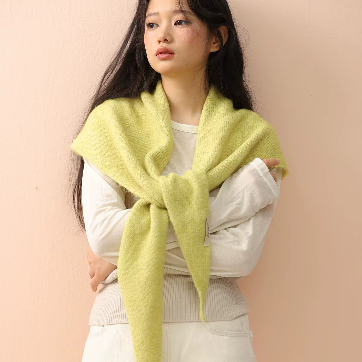 Grande taille laine Style coréen tricoté écharpe triangulaire femmes hiver chaud foulard châle vendu couleur