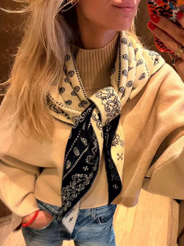 Écharpe Tricotée Réversible en Jacquard pour Femme