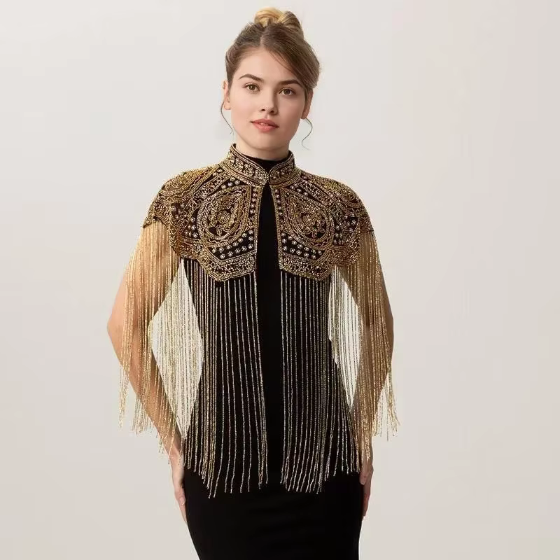 Châle indien lourd orné de perles
