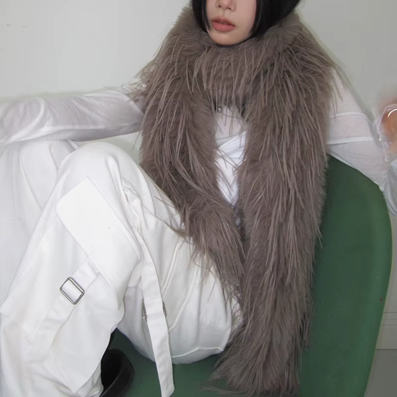 Écharpe à cheveux longs marron