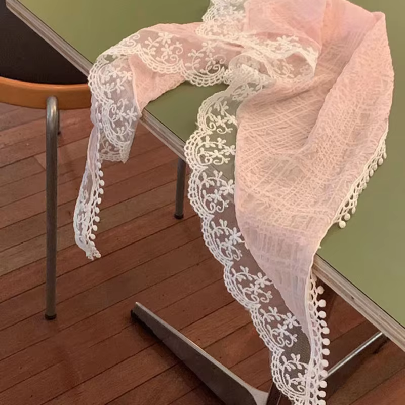 Nouveau foulard rétro en dentelle 2026 pour femme