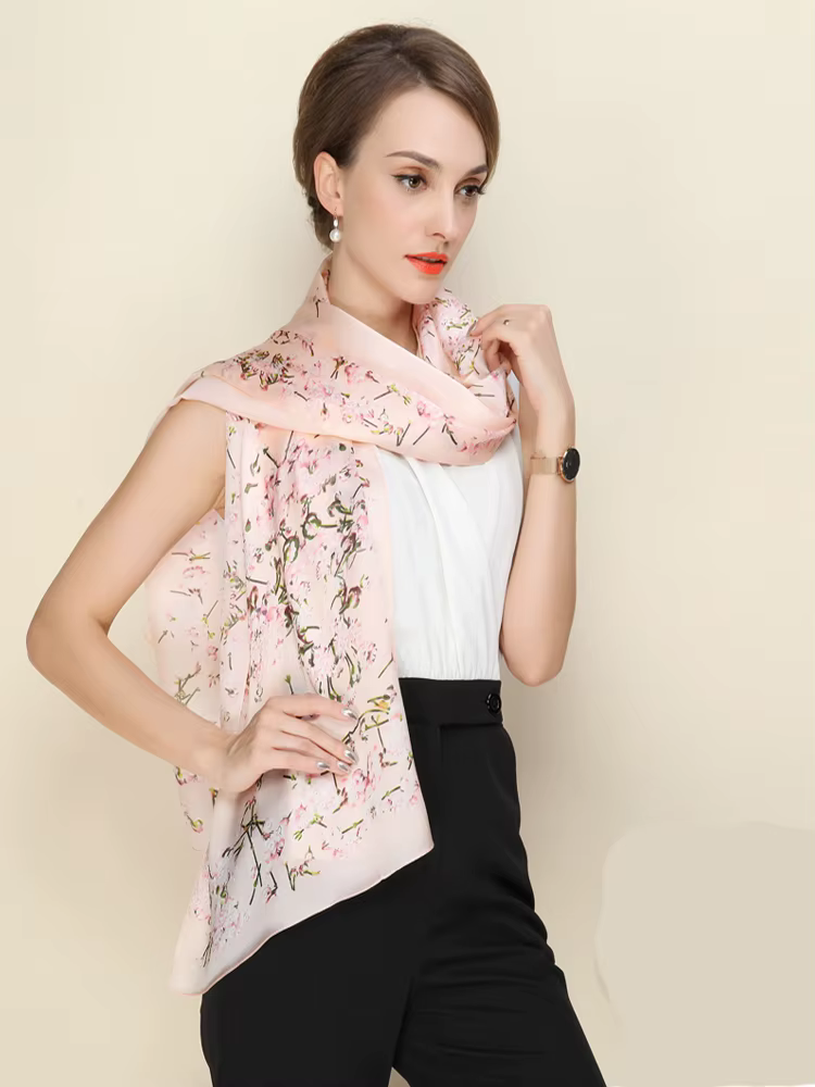 Foulard en soie de mûrier pour femmes