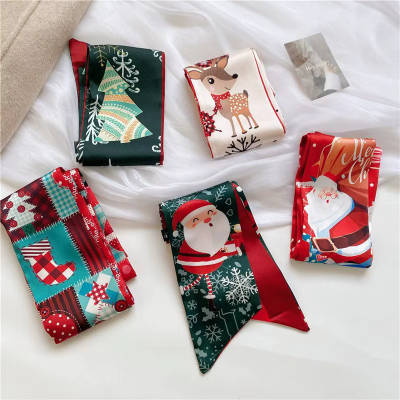 Écharpe polyvalente avec élément de noël