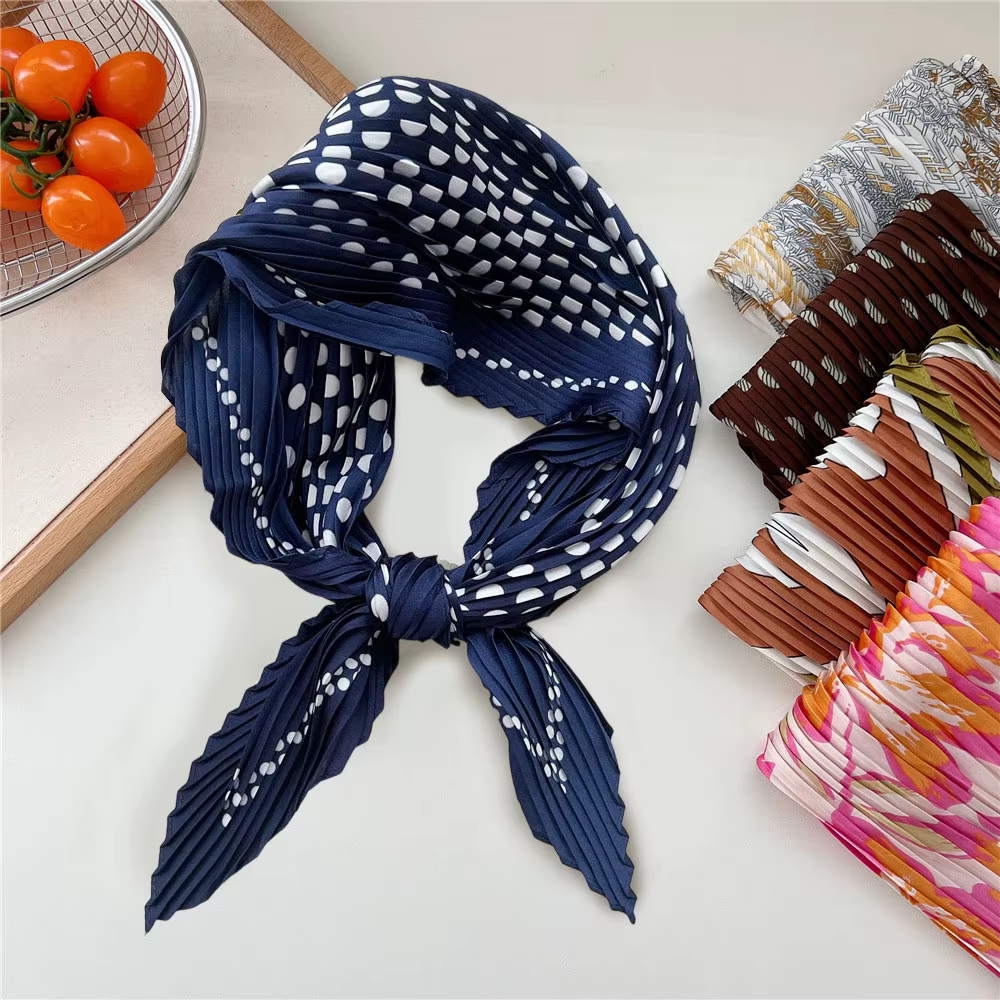 Foulard carré pliable pour femme