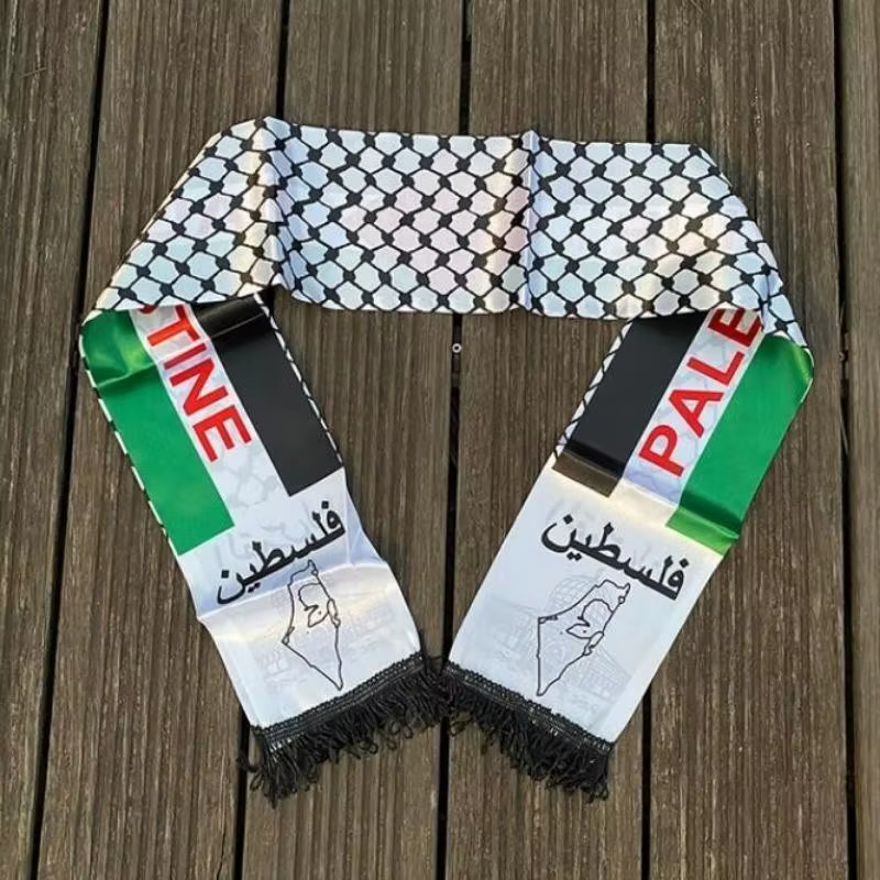 Écharpe Palestine colorée à la mode