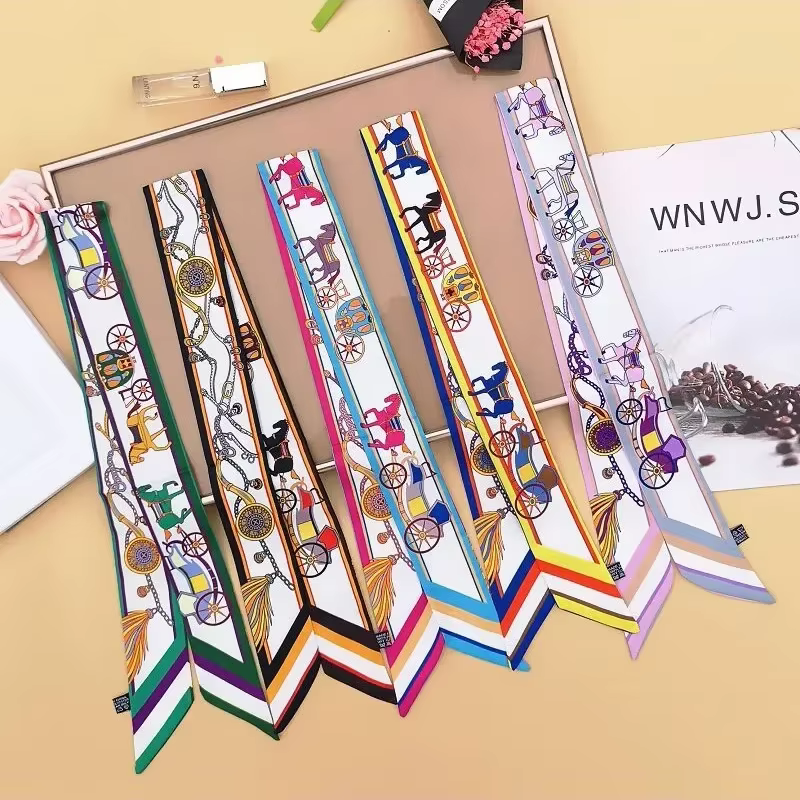 Petit foulard en soie sergé pour femmes, cheval de guerre, reliure polyvalente, poignée de sac de cheval, bande de cheveux, ruban, paquet d'écharpe, bande de tête de cheveux