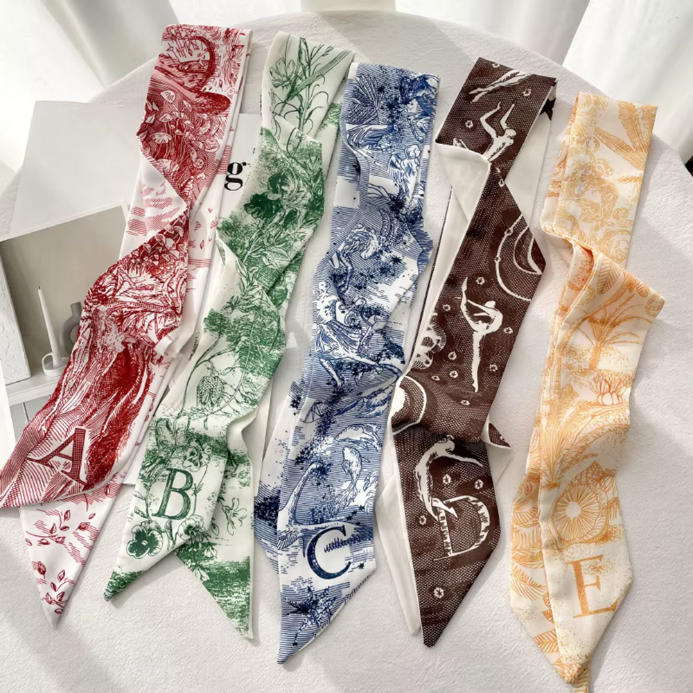 Pas cher 26 lettres sac écharpe sergé foulards en soie femmes nouveau foulard cheveux cravate bandeaux