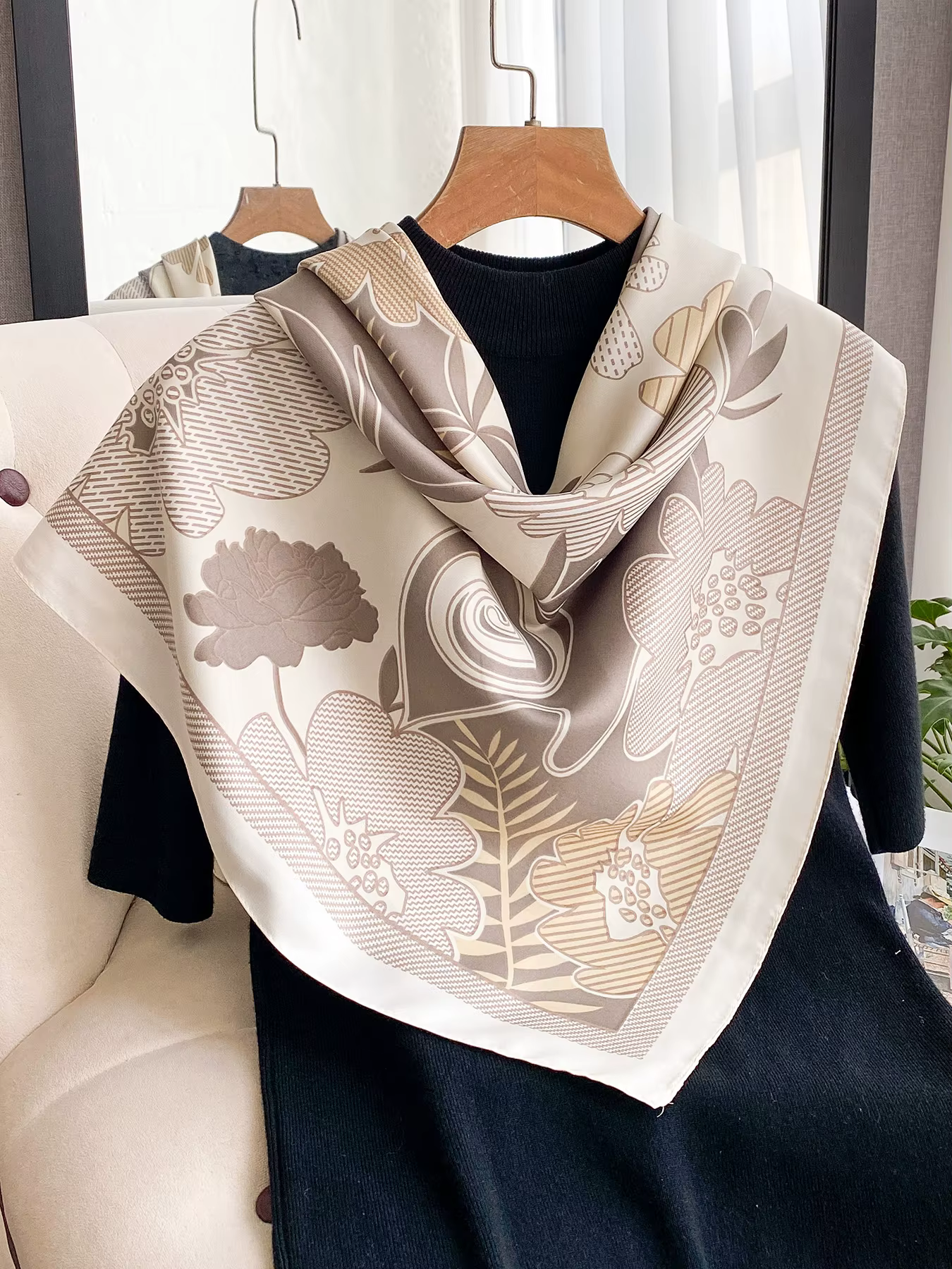 Foulard carré de luxe de marque