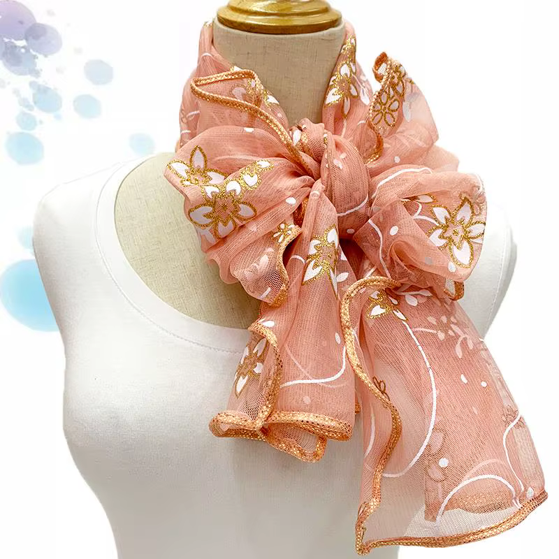 Châle Brodé de Fleurs Dorées pour Femme