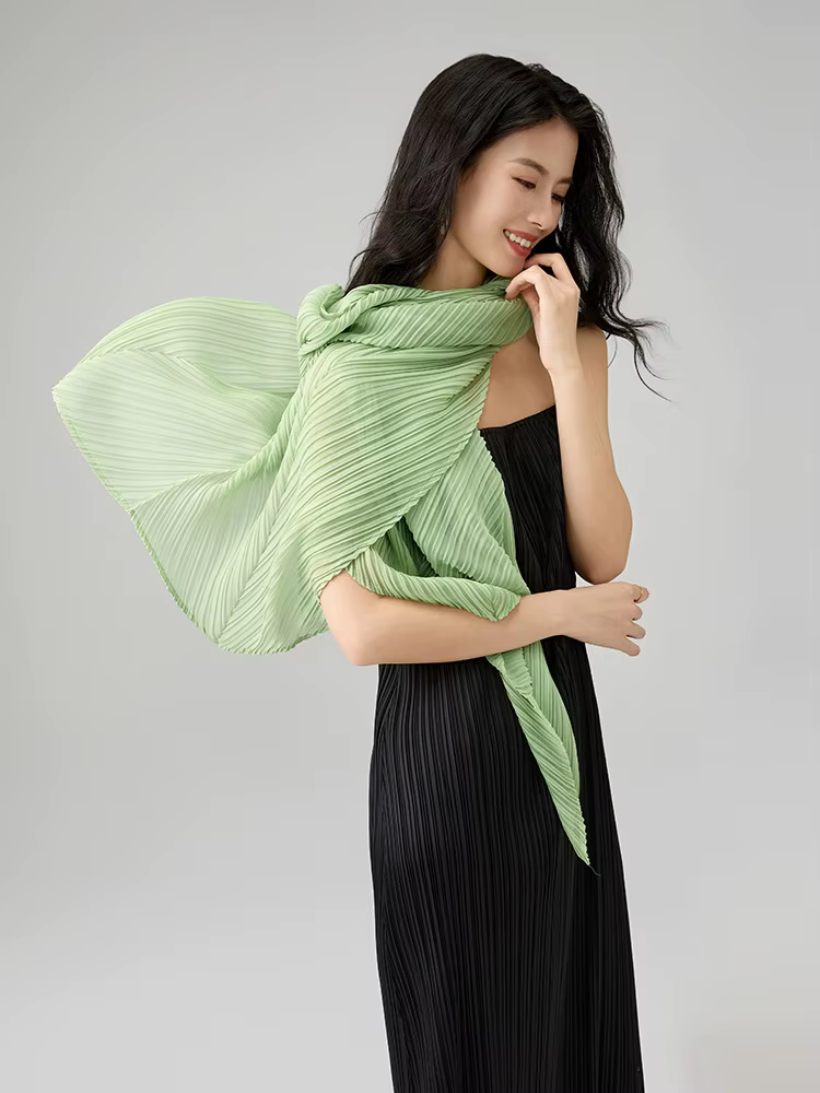 LANMREM 2025 été nouveau haut de gamme Simple écharpe plissée confortable et doux châle crème solaire et parasol accessoires 2DB2854