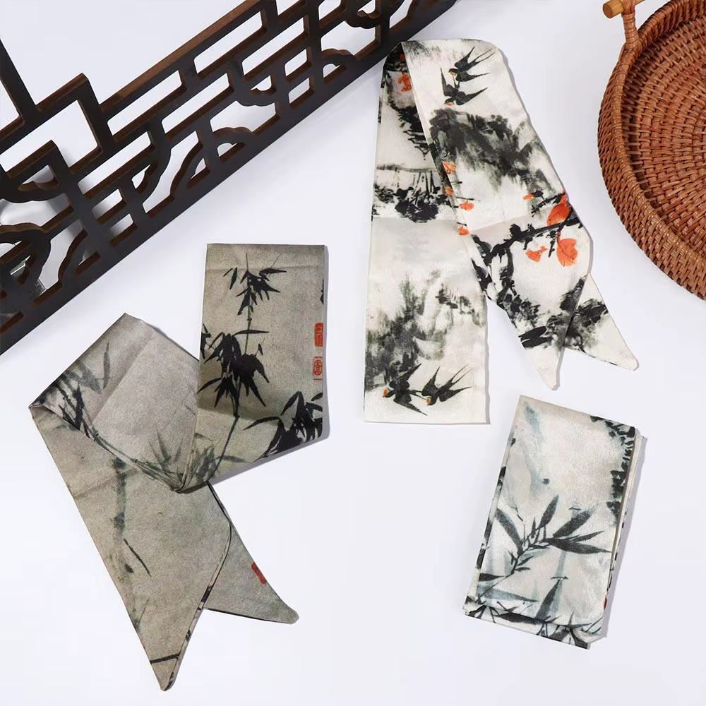 Élégant longue peinture à l'encre foulard en soie Style minimaliste