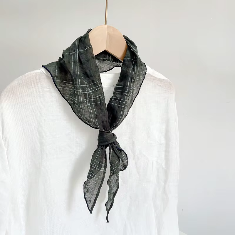 Écharpe triangulaire pour femmes, foulard de la présidence, écharpe de sauna légère à carreaux en coton et lin, mode d'été, nouveau, 2024