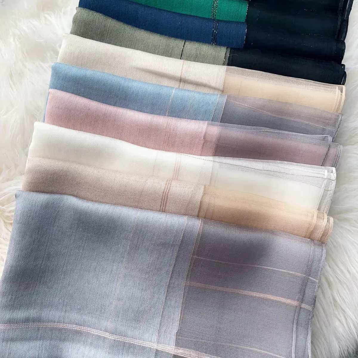 Écharpe longue en soie de mûrier pour femmes, châle léger printemps-automne, accessoire de luxe élégant, couleur unie, mode polyvalente