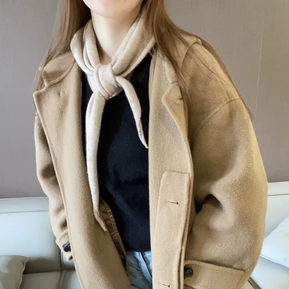 Écharpe triangulaire en tricot de style coréen de luxe