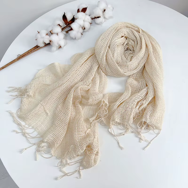 Écharpe évidée pour femme, design doux, mode