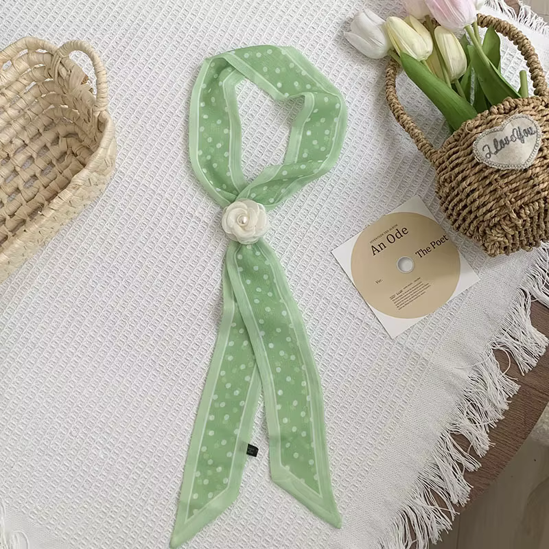 Écharpe longue détachable avec accents roses ; pour femmes