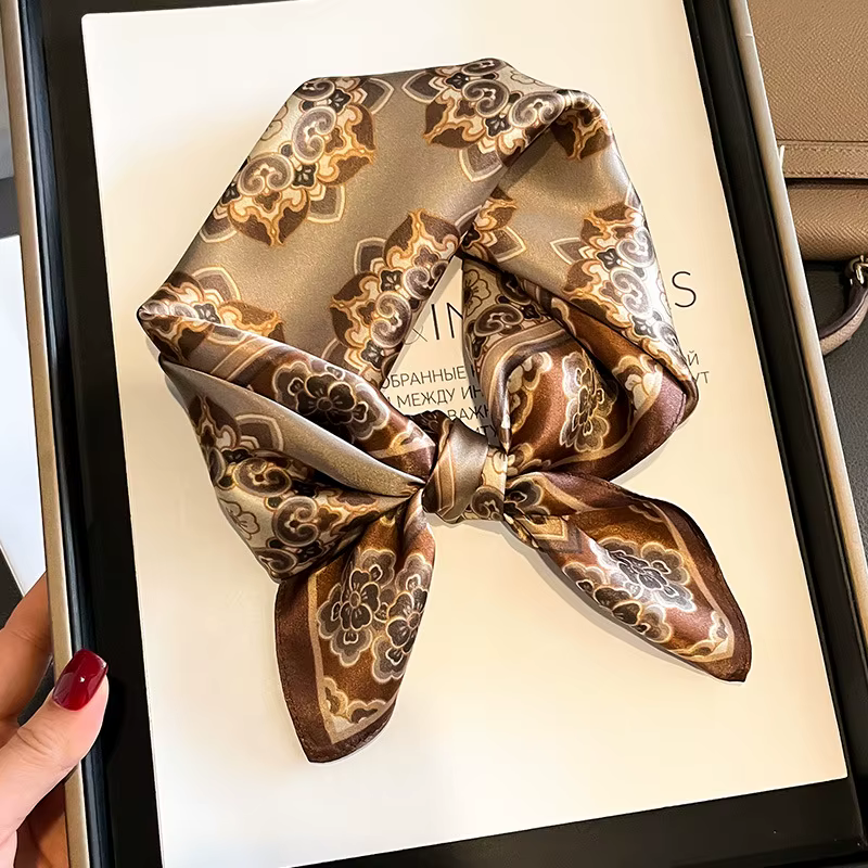 100% mûrier soie musulman Hijab écharpe femmes Tribal cou foulards petit carré Bandana Foulard femme mode