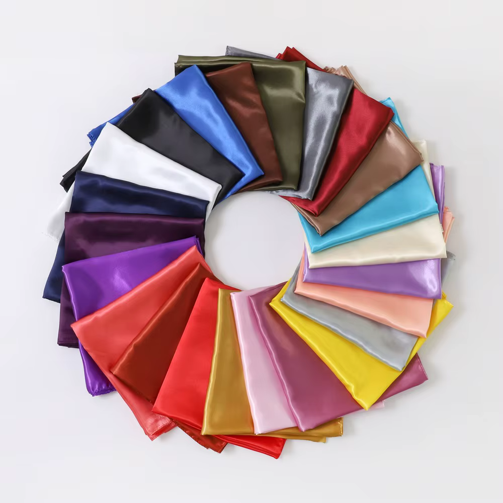 Foulard carré en Satin de soie pour femmes
