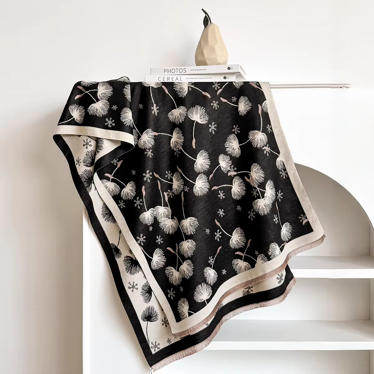2025 hiver chaud cachemire plume écharpe pour femmes de luxe Jacquard Pashmina châle Wrap foulard femme Design