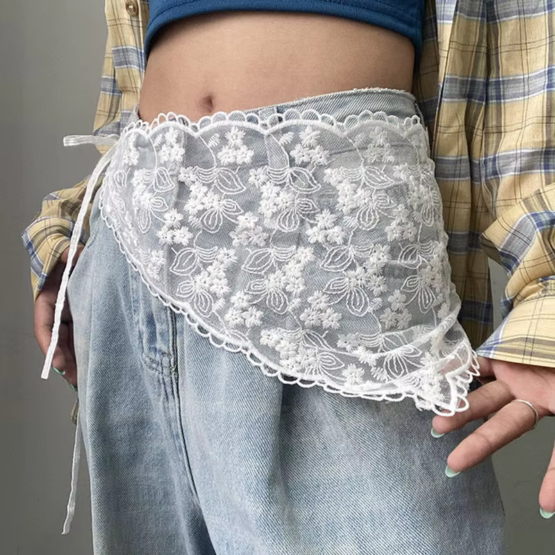 Écharpe triangulaire en dentelle brodée pour femme