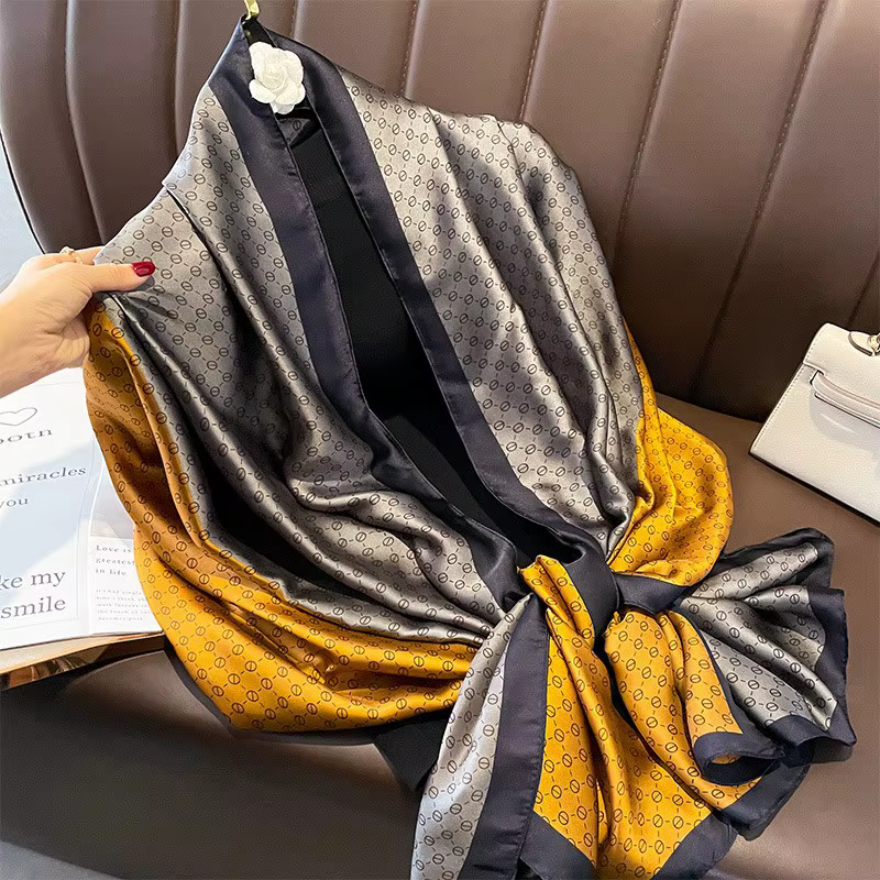 Foulard en soie de haute qualité pour femmes